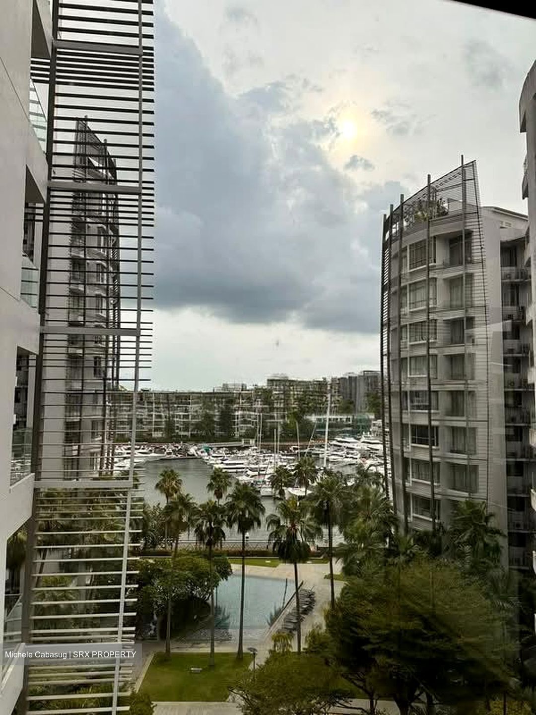 Lakeshore View (D4), Condominium #596288141